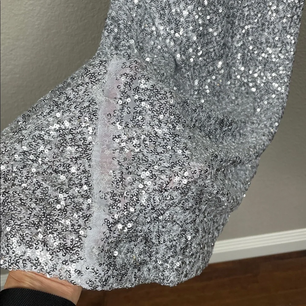 Abound Silver Sequin Stretch Bodycon Dress Sleeveless Sparkle Sz L - Picture 10 of 13